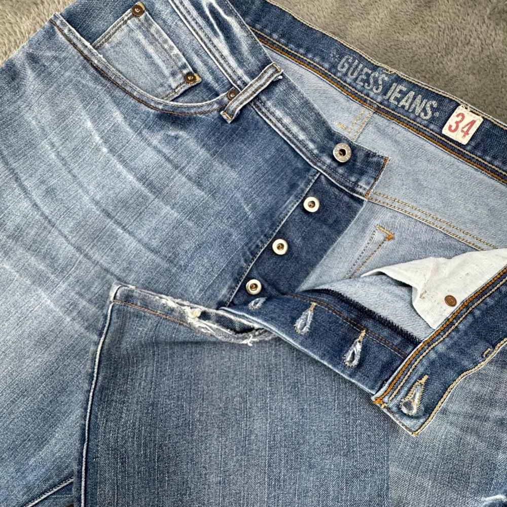 Guess Jeans Straight Mens 34 Blue Good Medium Wash Button Fly Distressed 89057